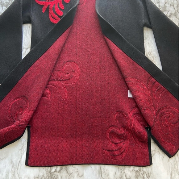 Chico’s Black and Red Long Embroidered Cardigan Size 0 - Picture 6 of 16